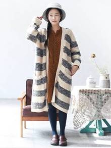 条纹针织<em>开衫</em> <em>长袖</em>碎花连衣裙 纯色打底裤 纯色