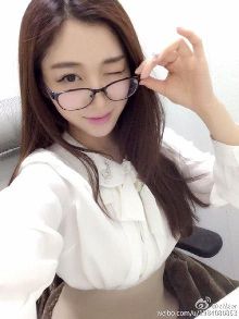 你达标了吗?《英雄联盟》LPL美女主持小悠自