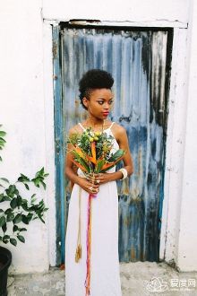 斐济海岛婚礼 一枝鹤望兰倾尽热带风情