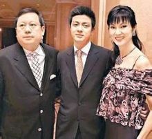 林建名80岁玩爷孙恋 盘点娱乐圈老子儿子均风