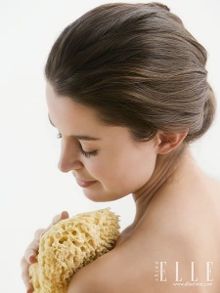 <em>后背</em>冒痘痘 全因你不会洗澡【1】-新闻频道-手