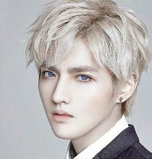 爆款 吴亦凡<em>发型</em>示范 男神范儿-新闻频道-手机