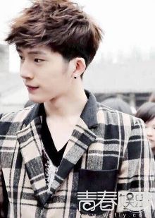 井柏然青年形象大使帅到联合国! 与王中磊私下