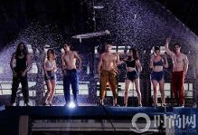 泰国泼水节湿身派对 爆乳<em>妹</em>湿身<em>诱惑</em>-新闻频道