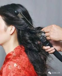 简单旗袍<em>发型</em>图解教程,赶紧学起来!-新闻频道-