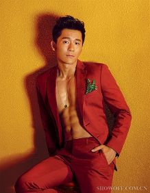 李晨时尚写真曝光 肌肉强壮马甲线分明