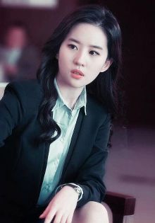 颜值高任性 迪丽热巴杨幂领携发型百变风【1】