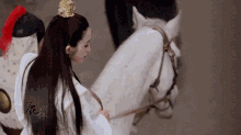 要是旅途中遇到这样的美女,这样的眼神,会不会发生点什么?