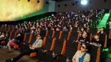 已经上映了,6月24日,《变形金刚5》在北京举行了互动弹幕观影场次