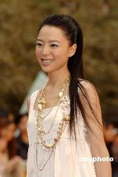 有谁知道在成龙演的电影里,那个<em>小女孩</em>坐在汽