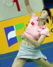 图文:中国羽毛球大师赛 周蜜意外"走光"-体育频道