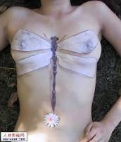 日本美女乳房艺术照图片动态图_女人私处痣相图乳房有痣桃花运强