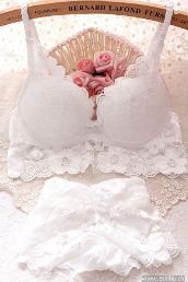 「穿搭」 听说美少女都穿这样的甜美<em>文胸</em>【3】