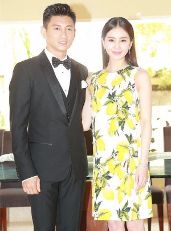 这条小黄裙,今年肯定火了,刘诗诗结婚都穿了两