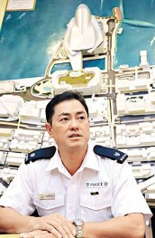 被誉为警队"明日之星"的香港湾仔警分区指挥官黄冠豪警司,疑卷入廉政