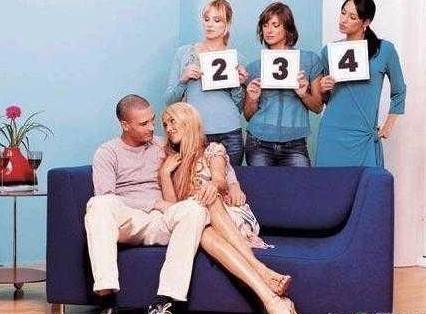 神吐槽:男子结8次婚 称第8任妻子是真爱