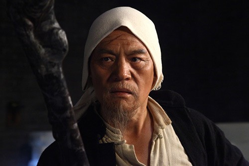 搜狐娱乐讯10月14日,由郭靖宇执导的大型历史传奇电视剧《打狗棍》