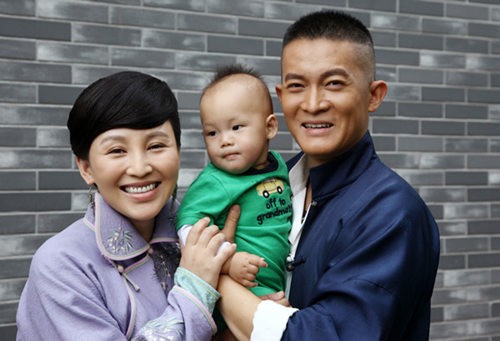 岳丽娜小嫂也如母 《打狗棍》杨志刚母子情深