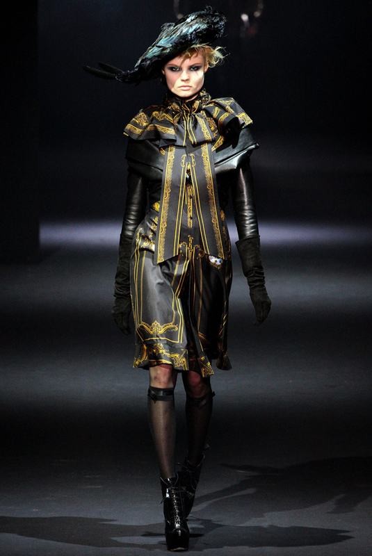 利落女爵 优雅兼具 john galliano 2012秋冬发布(组图)