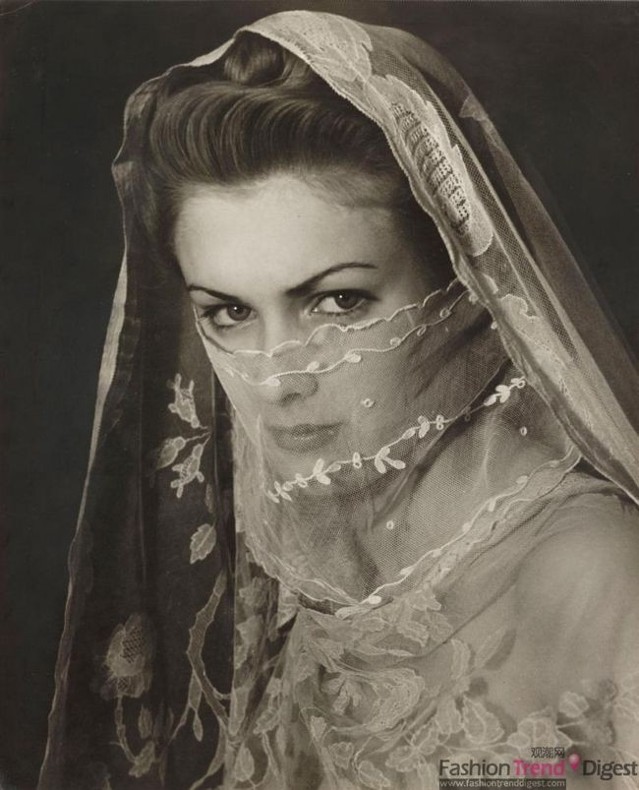 盘点经典的复古面纱女人(1/15)(组图)