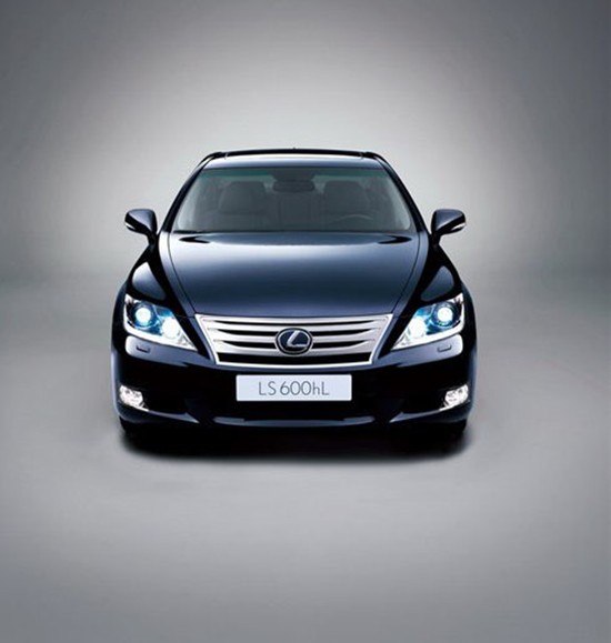 雷克萨斯ls600hl最高力省15万元(组图)